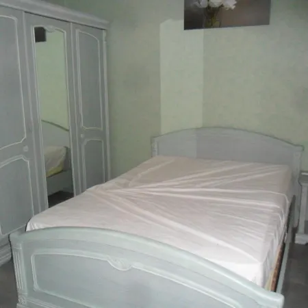 Apartment 401 *